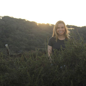 Meet your Posher, Joelle